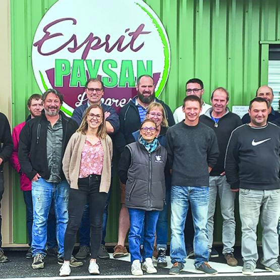 Les 17 producteurs haut-marnais de la SAS Paysans Plateau de Langres, fondateurs de Esprit Paysan Langres.