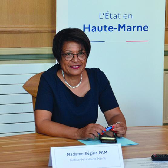 Régine Pam travaille depuis 2014 au Ministère de l’Intérieur, c’est son premier poste en tant que préfète.