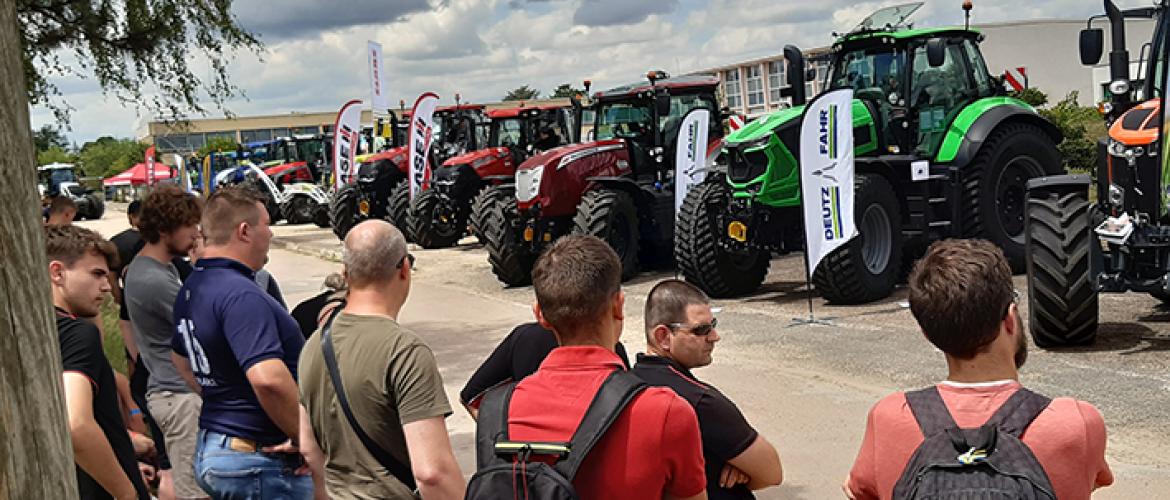 L’ensemble des acteurs du marché du tracteur a répondu présent avec leurs modèles de fortes puissance.