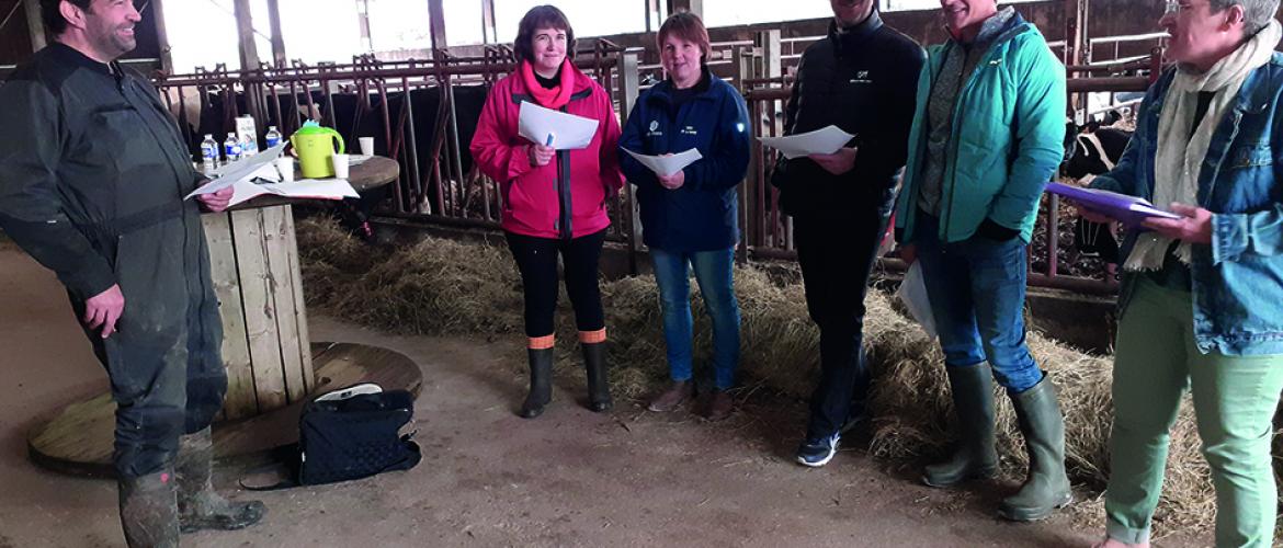 Rencontre des membres du GIEE chez Thierry Hugueny à Darmannes le 15 mars pour travailler sur les résultats des coproscopies. Rencontre des membres du GIEE chez Thierry Hugueny à Darmannes le 15 mars pour travailler sur les résultats des coproscopies.